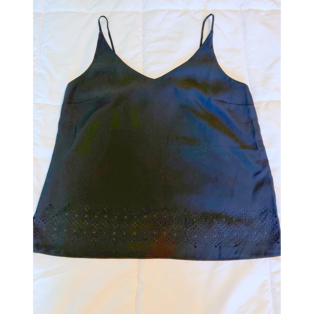 Banana Republic Camisole Women M Black Excellent Laser Cut Eyelet V-Neck Tank